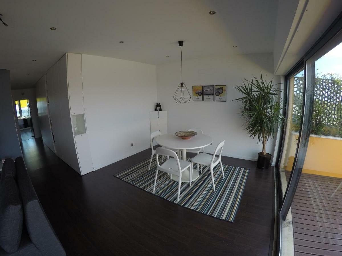 Penthouse Bellevue Apartment Almada Exterior photo